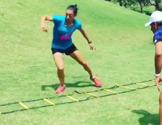 Veteránka Francesca Schiavoneová se nešetří (Repro: Instagram)