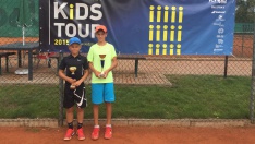 Dva nejlepší hráči turnaje v Praze - Matthew Donald (vlevo) a Vojtěch Burian (Foto: Denisa Adamcová)